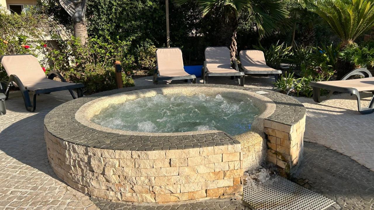 Ocean Village Luxury 2 Bed 2 Bath Apartment - Amazing Views - Pools And Jacuzzis Gibraltar Zewnętrze zdjęcie