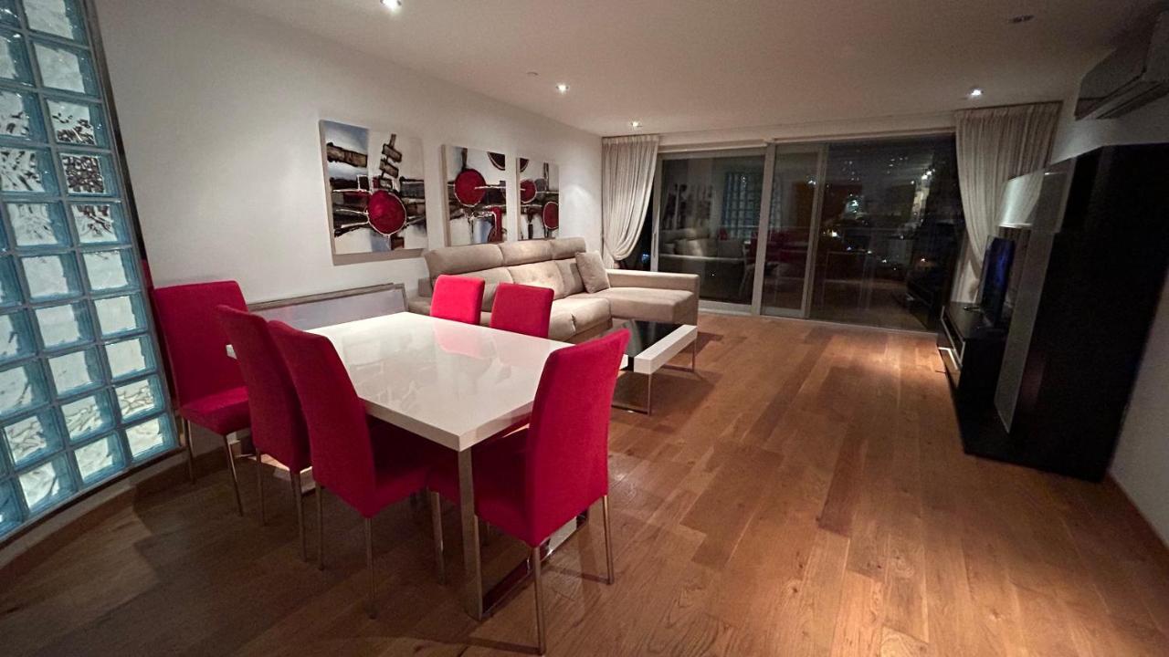 Ocean Village Luxury 2 Bed 2 Bath Apartment - Amazing Views - Pools And Jacuzzis Gibraltar Zewnętrze zdjęcie