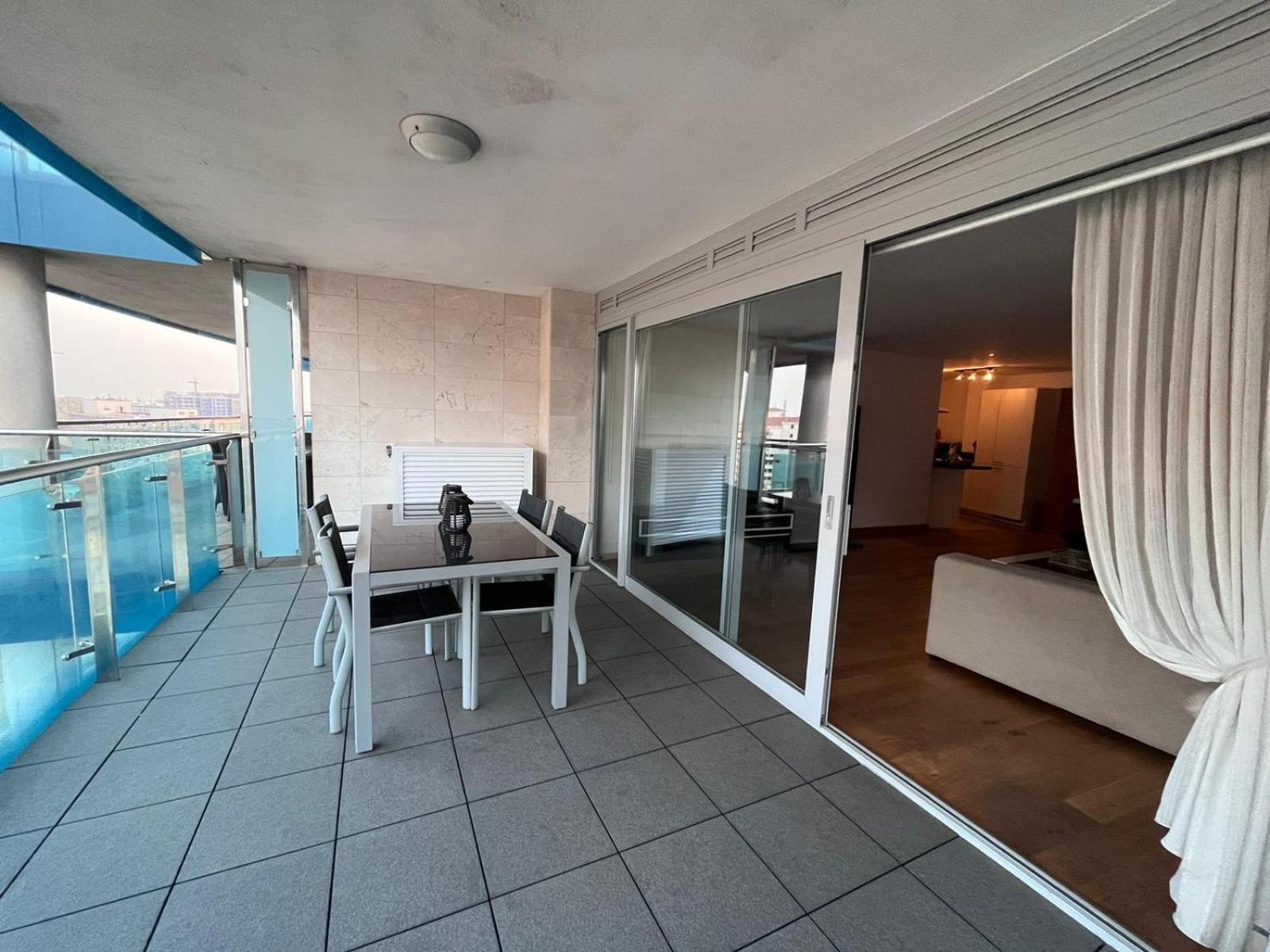 Ocean Village Luxury 2 Bed 2 Bath Apartment - Amazing Views - Pools And Jacuzzis Gibraltar Zewnętrze zdjęcie