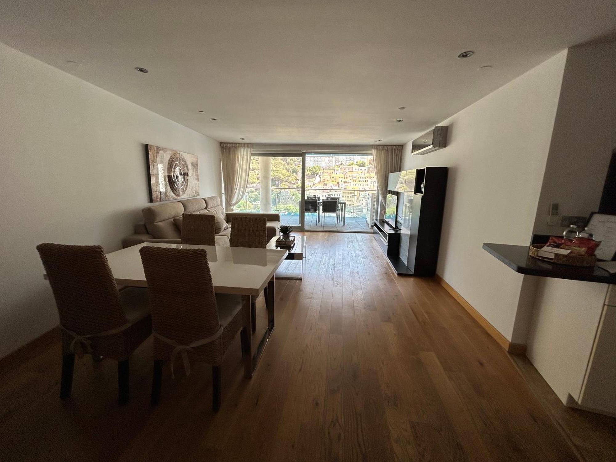 Ocean Village Luxury 2 Bed 2 Bath Apartment - Amazing Views - Pools And Jacuzzis Gibraltar Zewnętrze zdjęcie