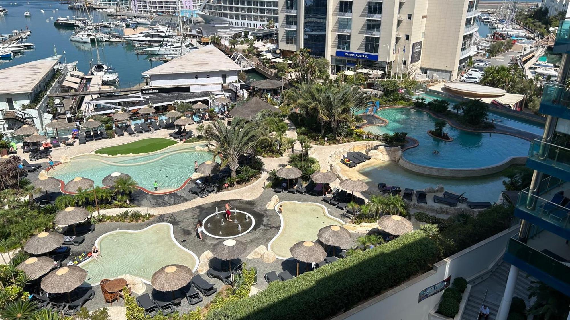 Ocean Village Luxury 2 Bed 2 Bath Apartment - Amazing Views - Pools And Jacuzzis Gibraltar Zewnętrze zdjęcie